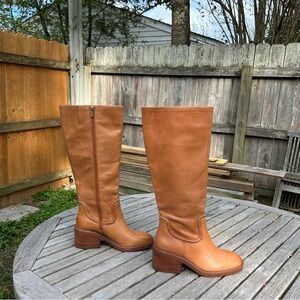 Vince Camuto Leather Vuliann Boot - size 9